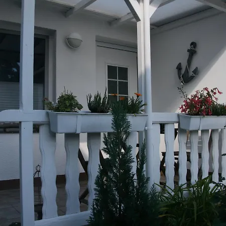 Lovely Bungalow In Biendorf Near The Sea Dom wakacyjny Biendorf