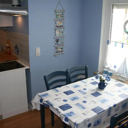 Lovely Bungalow In Biendorf Near The Sea Dom wakacyjny
