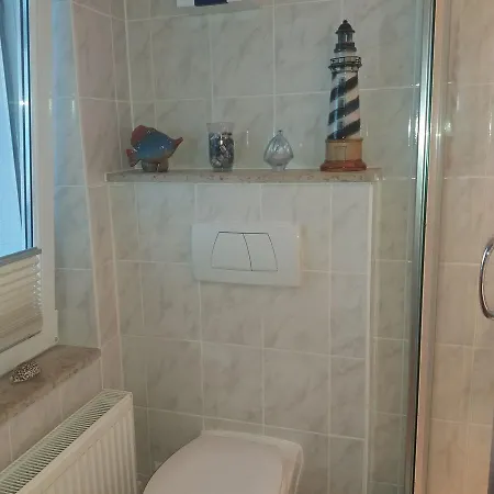 Dom wakacyjny Lovely Bungalow In Biendorf Near The Sea